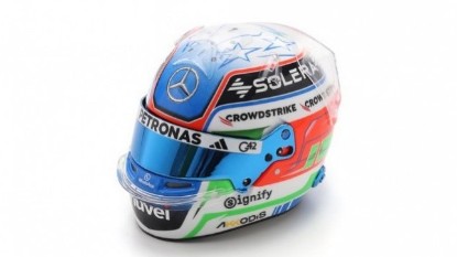 Immagine di CASCO KIMI ANTONELLI MERCEDES F1 TEAM 2025 1:5