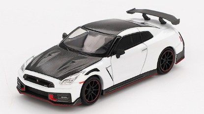 Immagine di NISSAN GTR (35) NISMO 2024
BRILLIANT WHITE PEARL 1:64