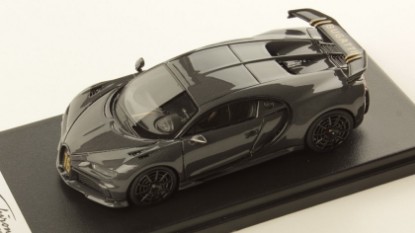 Immagine di BUGATTI CHIRON PUR SPORT FULL CARBON 1:43