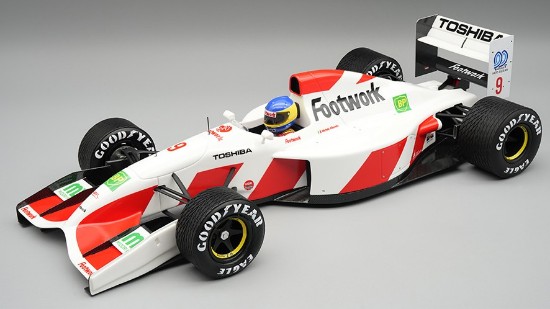 Immagine di FOOTWORK FA13 N.9 SPAIN GP 1992 M.ALBORETO RAIN TYRES W/DRIVER 1:18
