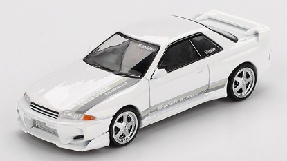 Immagine di NISSAN SKYLINE GT-R (R32) VEILSIDE COMBAT C-I WHITE 2011 1:64
