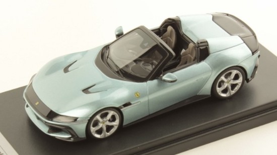 Immagine di FERRARI 12 CILINDRI SPIDER CELESTE TREVI 1:43