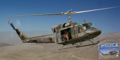 Immagine di ELICOTTERO AB 212/UH-1N KIT 1:48