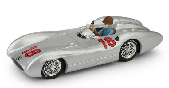 Immagine di MERCEDES W 196 M.FANGIO 1954 N.18 FRANCE GP WORLD CHAMPION W/PILOTE 1:43