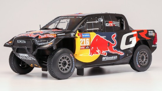 Immagine di TOYOTA GR DKR HILUX EVO T1U N.216 RALLY DAKAR 2024 QUINTERO-ZENZ 1:18