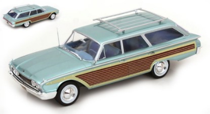 Immagine di FORD LTD COUNTRY SQUIRE 1960 LIGHT BLUE 1:18