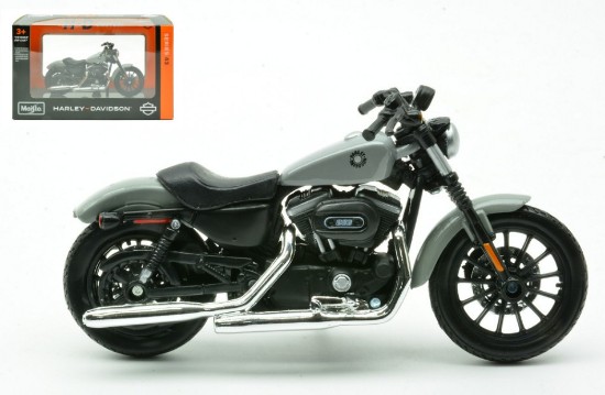 Immagine di HARLEY DAVIDSON SPORTSTER IRON 883 2022 1:18
