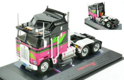 Immagine di KENWORTH K100 AERODYNE 1976 BLACK/PINK 1:64