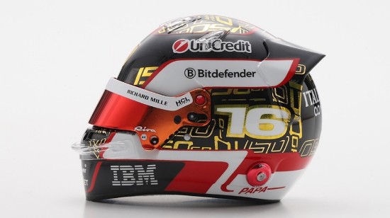 Immagine di HELMET CHARLES LECLERC TEAM FERRARI HP ABU DHABI GP 2025 1:5